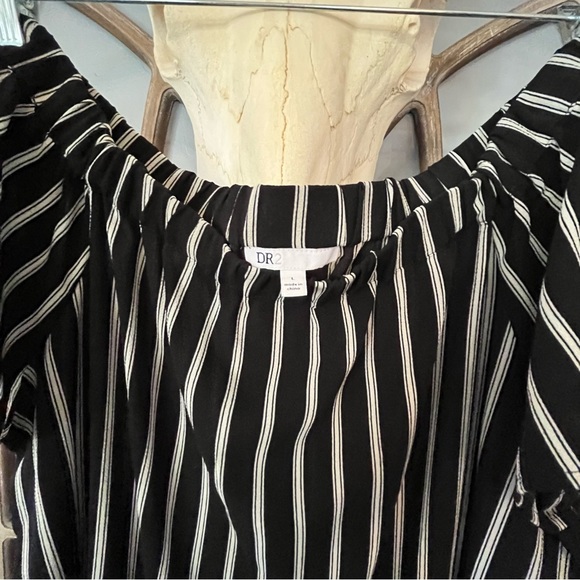 *SOLD* Striped Off The Shoulder Blouse - Picture 5 of 7